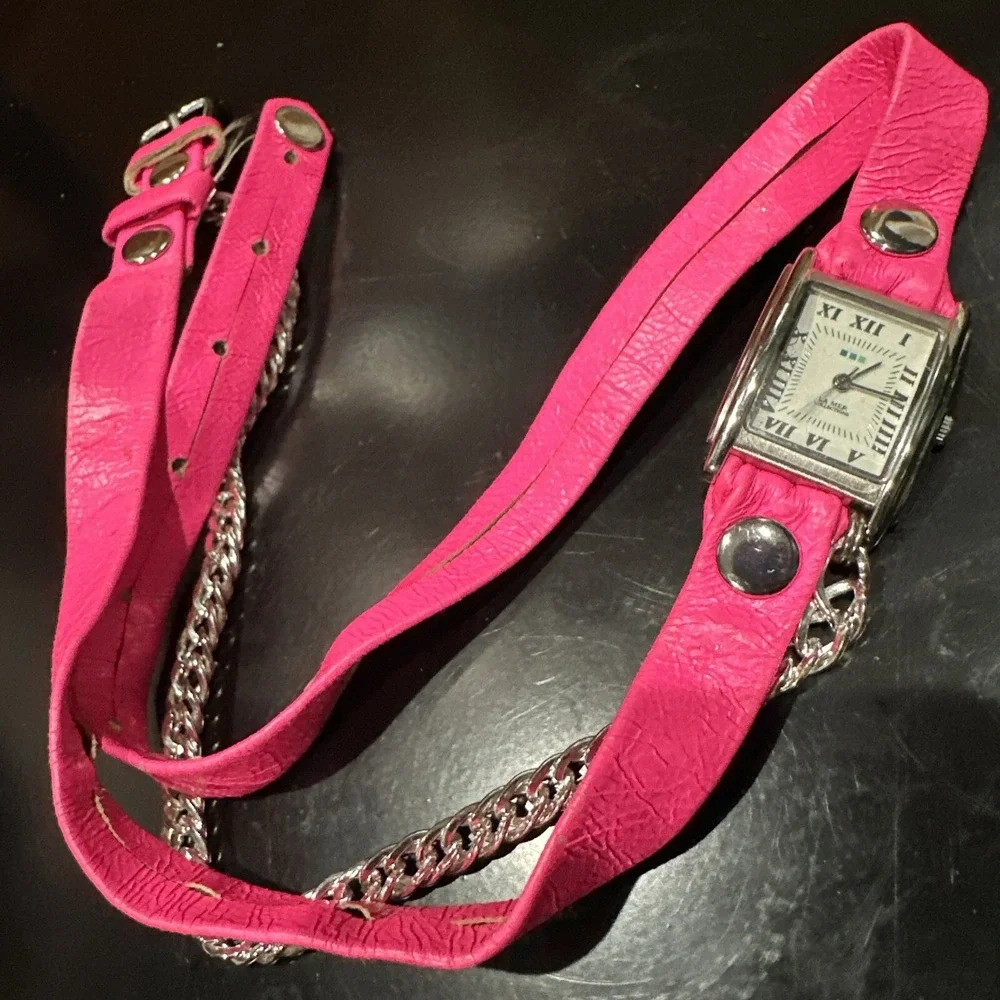 *Working* La Mer White Dial Rectangle Pink Faux Leather Long‎ Band Chain Watch